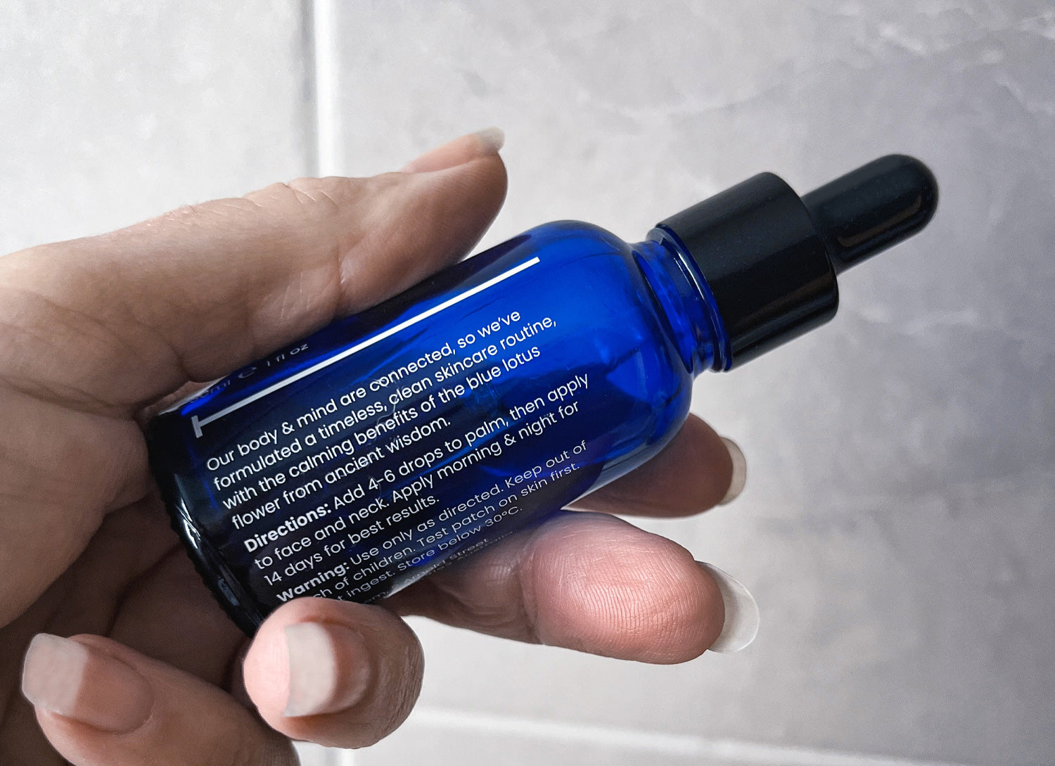 Is Blue Lotus Oil Good for Your Skin? (Everything You Need to Know)