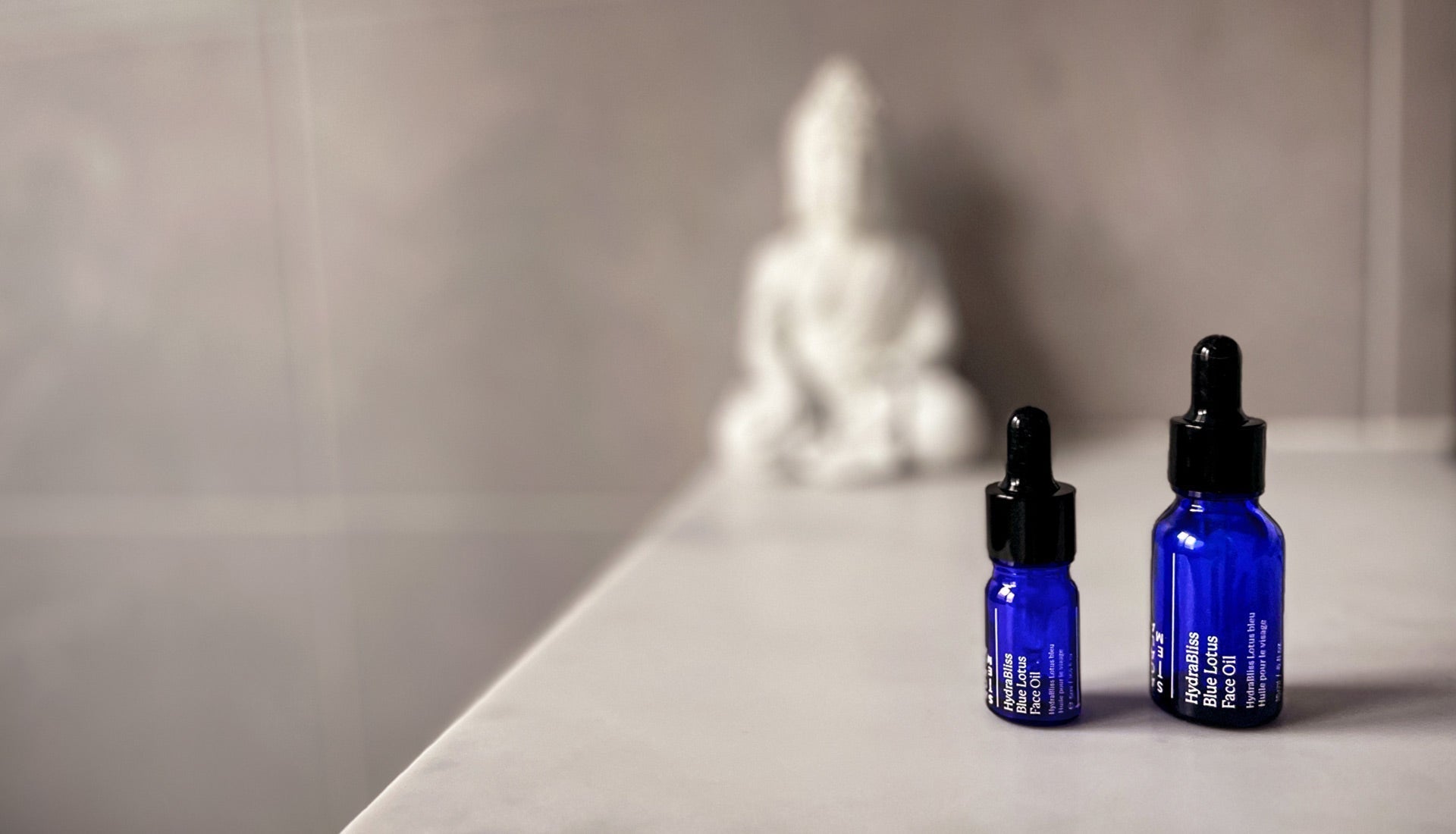 Blue Lotus Oil: What It Is, Benefits for Skin &amp; Why Quality Matters