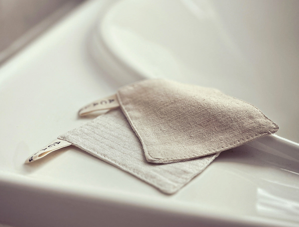 Lotus Silk Benefits: The Science Behind the Lotus Silk Cleansing Cloths