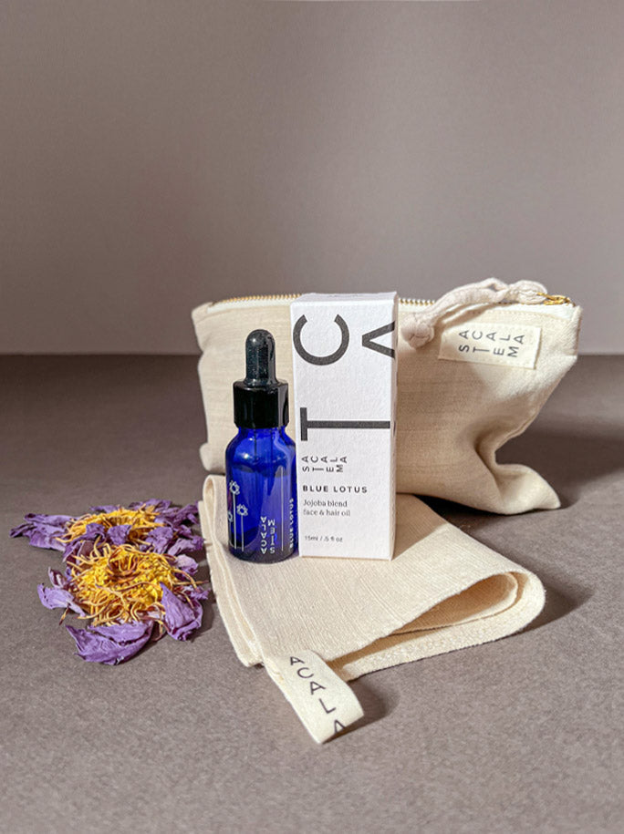 Blue Lotus Oil & Lotus Silk Cleansing Cloth Giftset